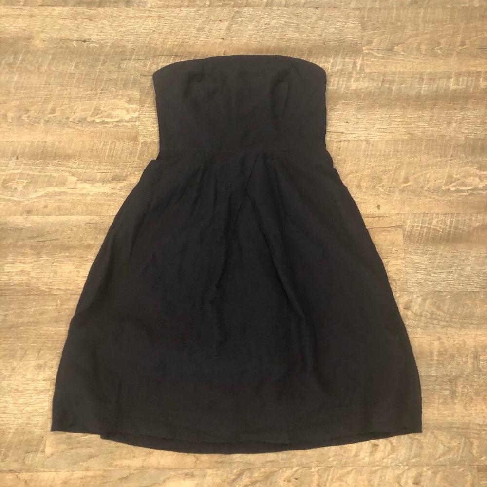 Strapless dress